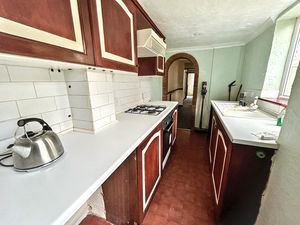 Kitchen- click for photo gallery